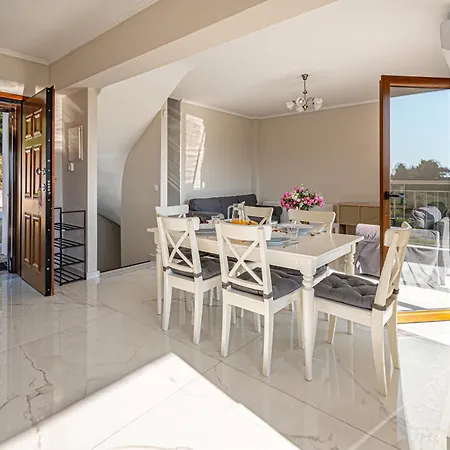 With A Panoramic Sea View And Forest * ポリフロノ