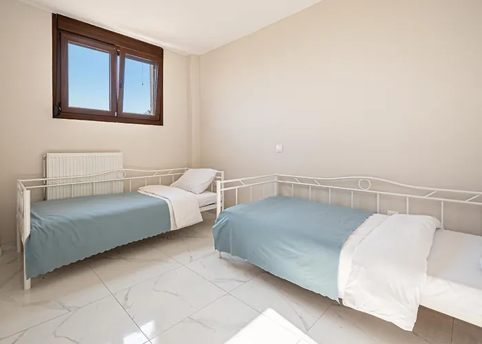 With A Panoramic Sea View And Forest * Polychrono